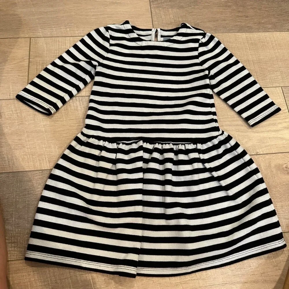 Black & White Striped BabyGap Dress For Girls Size 4-5 YRS 3/4 Sleeves